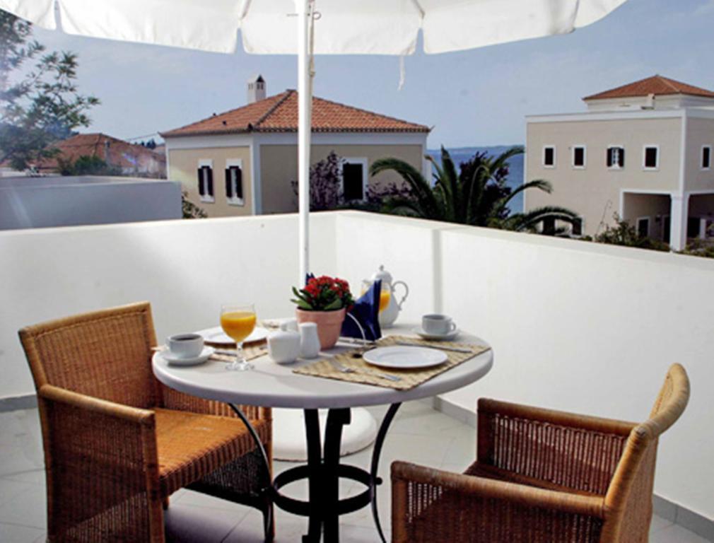 Nissia Traditional Residences Spetses Eksteriør bilde
